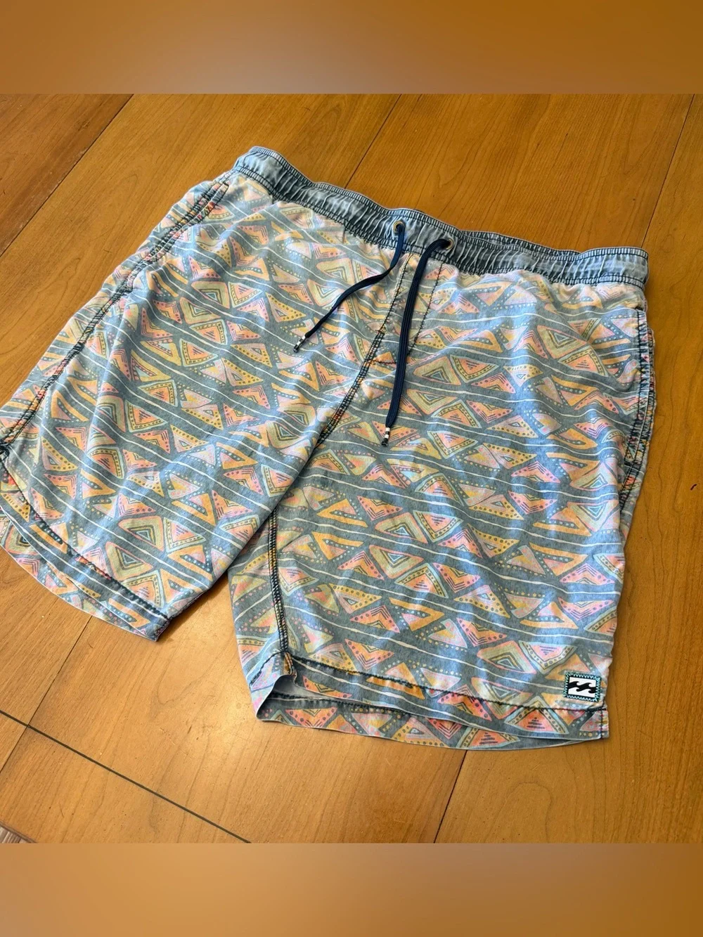 Billabong Aztec Layback Men’s Board Shorts | Surf Coastal Retro Skate Culture |L
